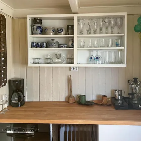 4 Bedroom Front In Holiday home